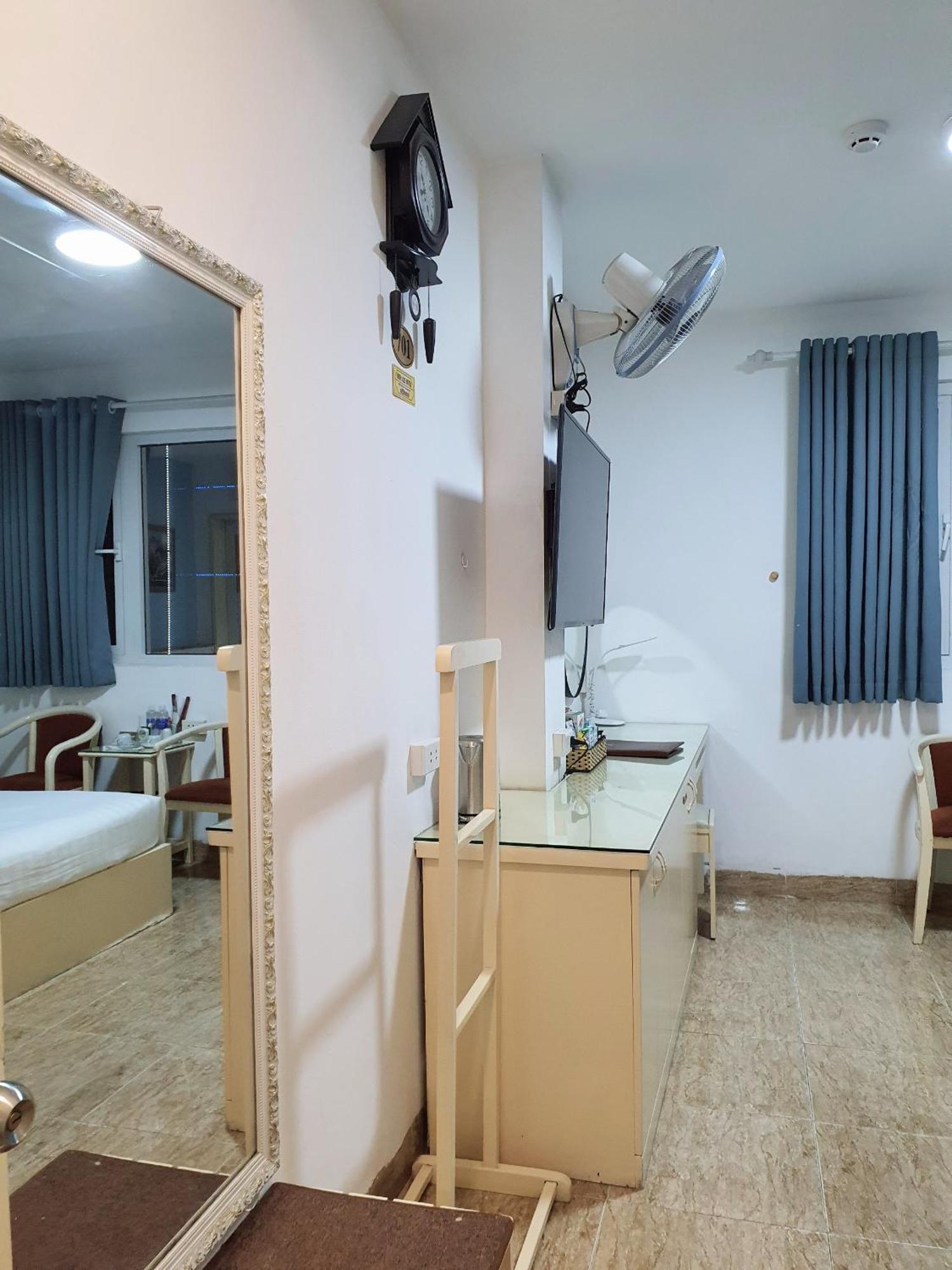 A25 Hotel - 22 Nguyen Cu Trinh Thành Pho Ho Chí Minh Esterno foto