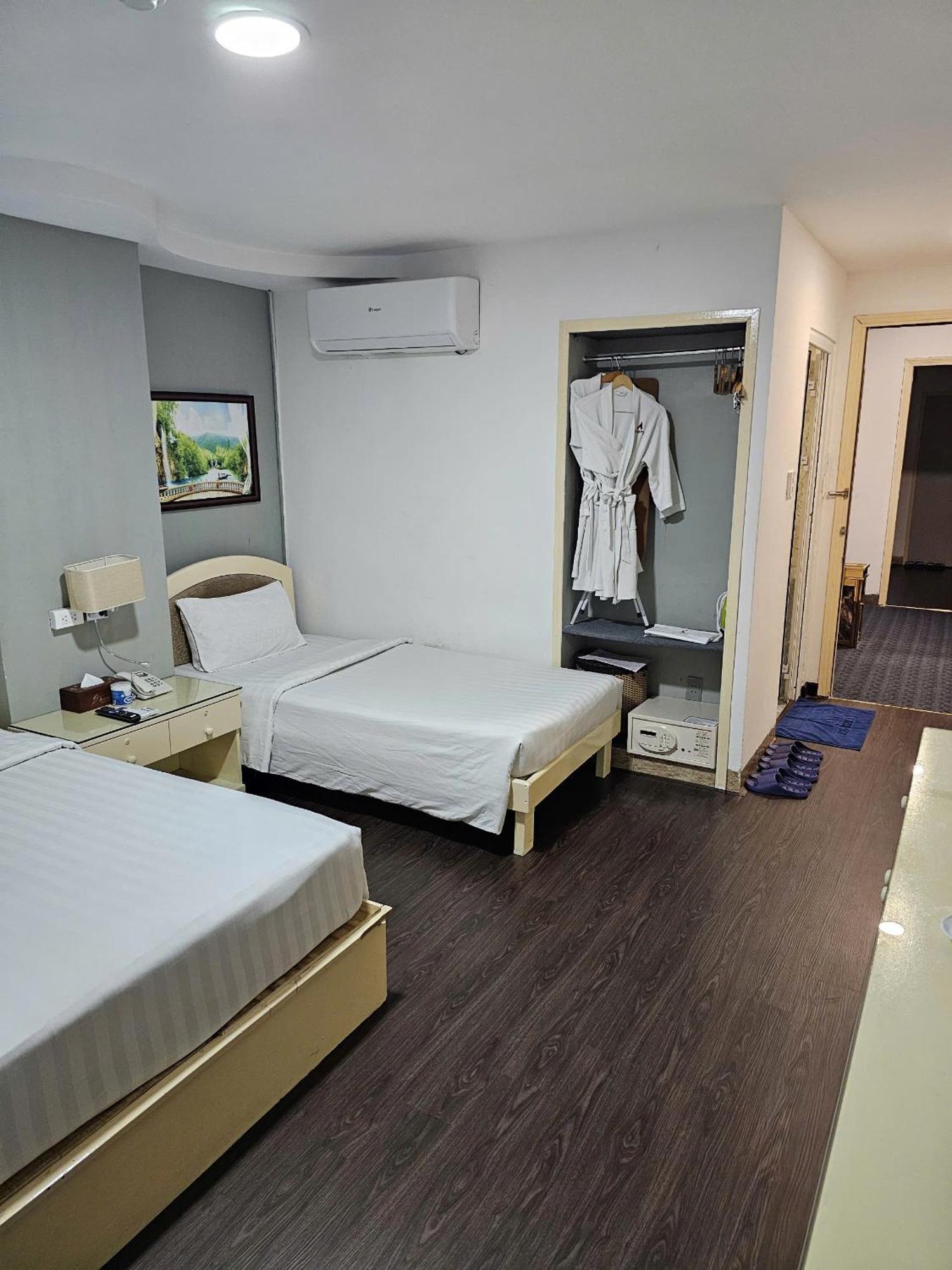 A25 Hotel - 22 Nguyen Cu Trinh Thành Pho Ho Chí Minh Esterno foto