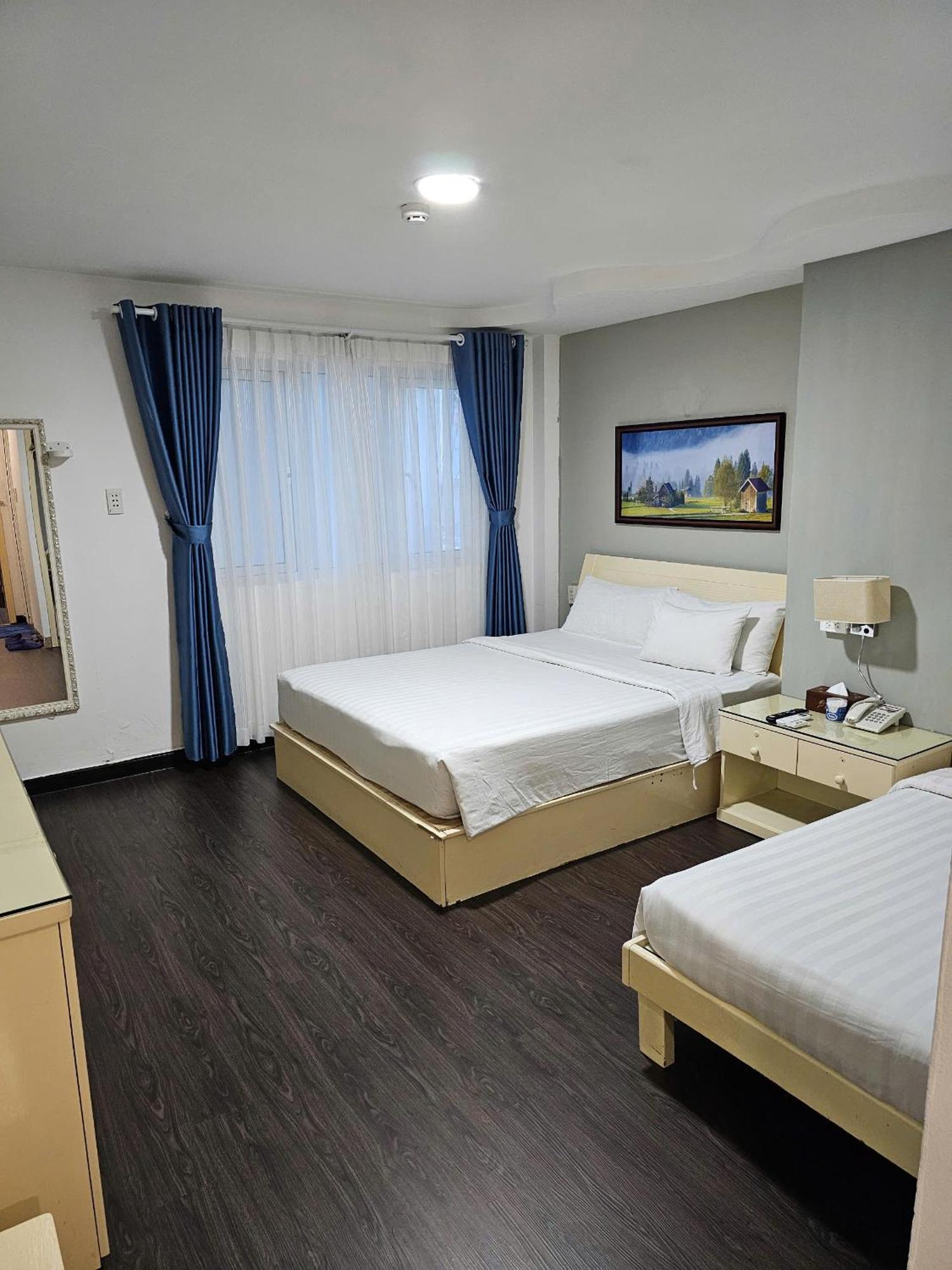 A25 Hotel - 22 Nguyen Cu Trinh Thành Pho Ho Chí Minh Esterno foto