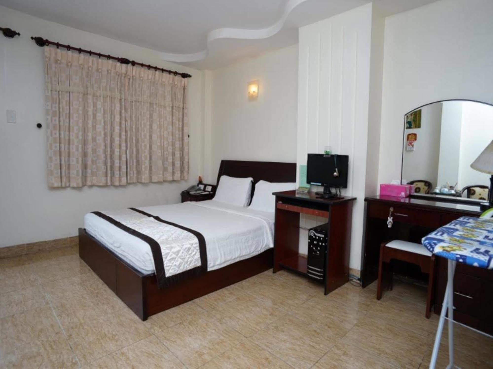 A25 Hotel - 22 Nguyen Cu Trinh Thành Pho Ho Chí Minh Esterno foto